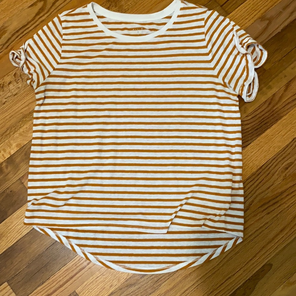 striped t shirt